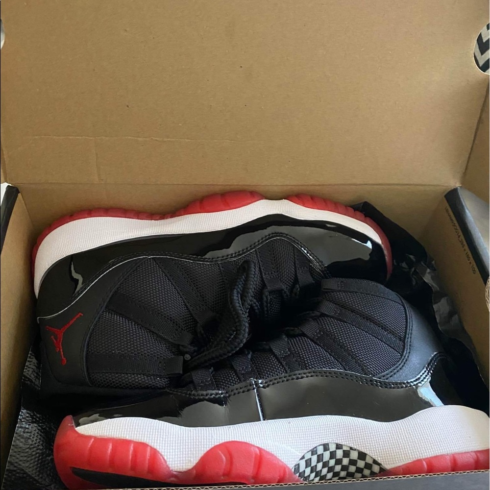 Jordan Bred 11s